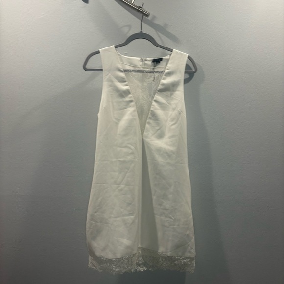 NBD x Revolve White Lace Sheath Dress Size Small NWT Plunge Bridal, Bachelorette - Picture 4 of 15